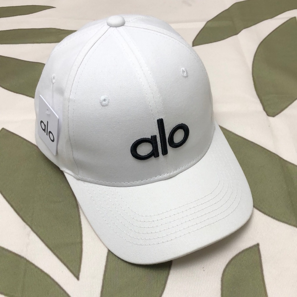 NWT ALO Yoga White Off-Duty Baseball Cap